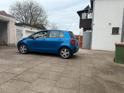 Usata Toyota Yaris 85 CV (62 kW) 2006 Blu Station wagon