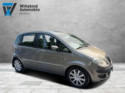 Gebraucht Lancia Musa 90 PS (66 kW) 2007 Grau Van / Kleinbus