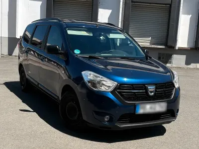 Gebraucht Dacia Lodgy 105 PS (77 kW) 2017 Blau Van / Kleinbus