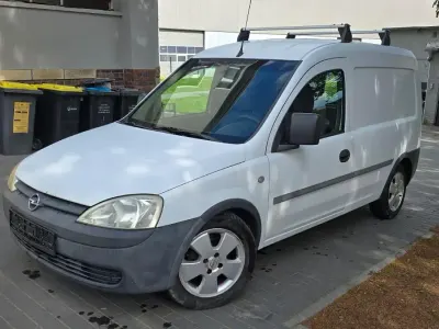 Gebraucht Opel Combo 75 PS (55 kW) 2003 Weiß Van / Kleinbus
