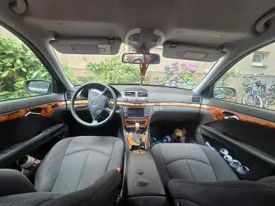 Gebraucht Mercedes E220 Elegance 150 PS (110 kW) 2003 Limousine