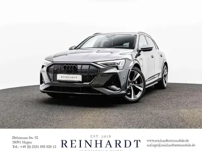 Gebraucht Audi e-tron Ambiente 369 kW (503 PS) 2022 Daytonagrau perleffekt SUV