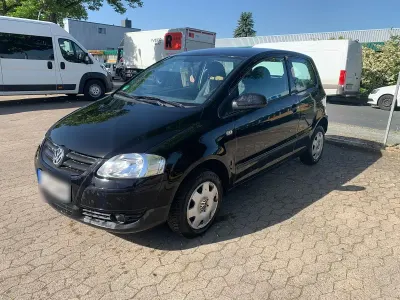 Gebraucht VW Fox 60 PS (44 kW) 2007 Schwarz Kleinwagen