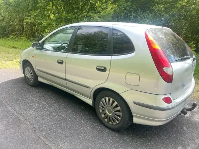 Gebraucht Nissan Almera Tino 2006 Silber Van / Kleinbus