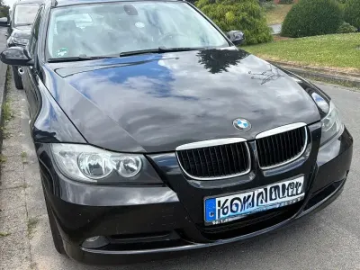 Gebraucht BMW 318 143 PS (105 kW) 2008 Schwarz Kombi