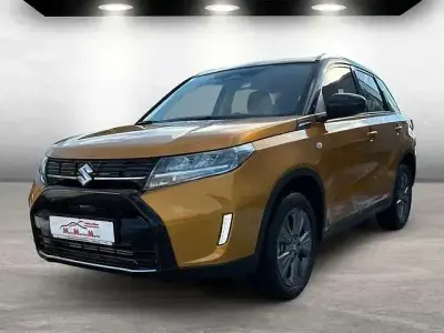 Nuova Suzuki Vitara Comfort 110 CV (80 kW) 2025 Oro SUV