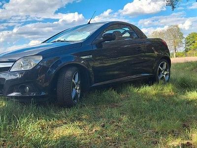 Gebraucht Opel Tigra 90 PS (66 kW) 2008 Schwarz Cabrio