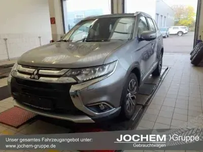 Usata Mitsubishi Outlander Edition+ 150 CV (110 kW) 2018 Grigio SUV