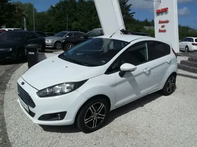 Gebraucht Ford Fiesta SYNC Edition 101 PS (74 kW) 2014 Weiß Kleinwagen