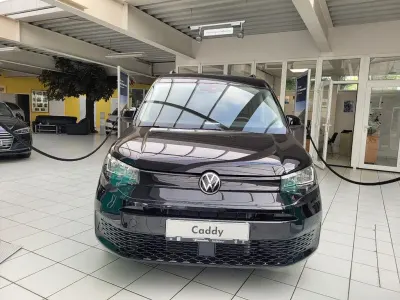 Neu VW Caddy Maxi 122 PS (89 kW) 2025 Schwarz Van / Kleinbus