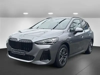 Neu BMW 223 Active Tourer M Sport 204 PS (150 kW) 2025 Grau Van / Kleinbus