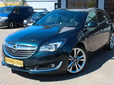 Gebraucht Opel Insignia Innovation 250 PS (183 kW) 2017 Grün Kombi