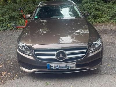 Mercedes 220