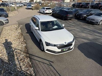 Gebraucht Skoda Superb Style 150 PS (110 kW) 2022 Weiß Kombi