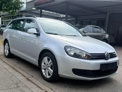 Gebraucht VW Golf VII Comfortline 122 PS (89 kW) 2013 Silber Limousine