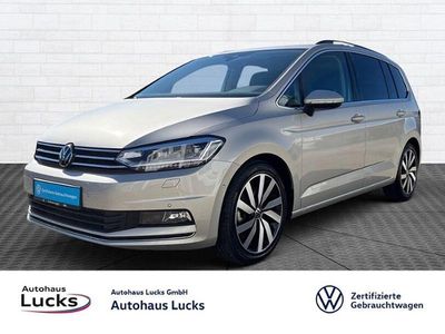 Ivory silver metallic Gebraucht 2024 VW Touran Highline Van / Kleinbus | 39.894 € (Teuer)