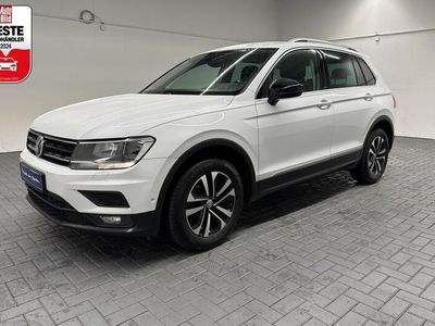 Weiß (purweiss) Gebraucht 2019 VW Tiguan IQ Drive SUV | 20.480 € (Etwas zu teuer)