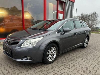 Grau Gebraucht 2011 Toyota Avensis Edition Kombi | 4.799 € (Guter Preis)