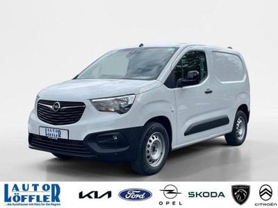 Gebraucht Opel Combo-e Life 100 kW (136 PS) 2025 Kaolinweiß Van