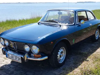 Occasion Alfa Romeo 2000 131 ch (96 kW) 1973 Bleue