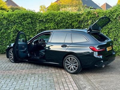 Gebraucht BMW 320 M Sport 195 PS (143 kW) 2019 Schwarz Kombi