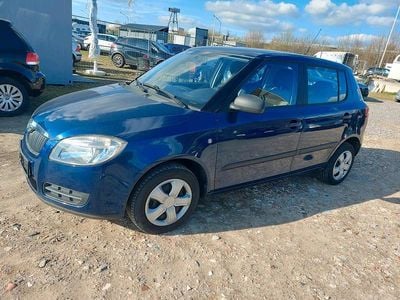 Gebraucht Skoda Fabia 60 PS (44 kW) 2010 Blau Limousine