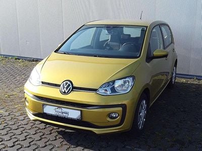 Second-hand VW up! 68 CP (50 kW) 2021 Galben Hatchback