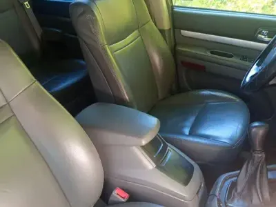 Gebraucht SsangYong Rodius 163 PS (119 kW) 2007 Schwarz Van / Kleinbus