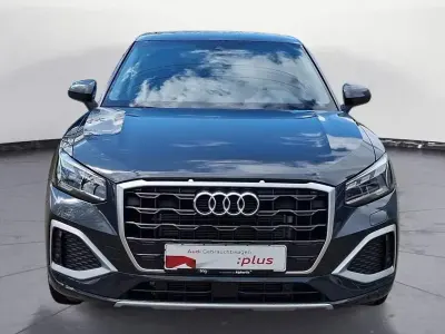 Używany Audi Q2 Advanced Plus 150 KM (110 kW) 2025 Szary SUV