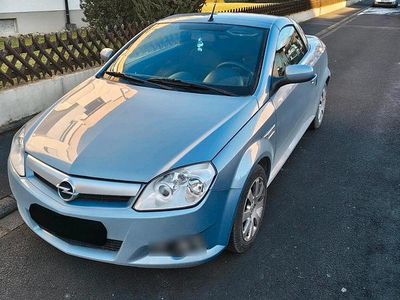 Usata Opel Tigra 90 CV (66 kW) 2005 Blu Cabrio