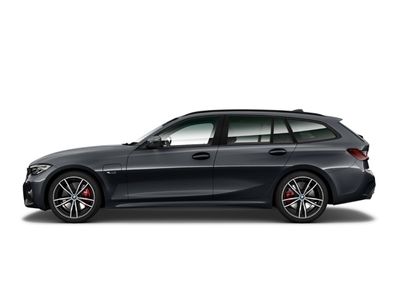 gebraucht BMW 330e A xDrive Touring Allrad Sportpaket AHK-klappbar