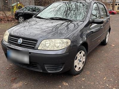 Gebraucht Fiat Punto 60 PS (44 kW) 2004 Silber Kleinwagen