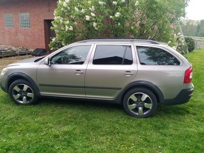 gebraucht Skoda Octavia Scout 4x4 TDI,DSG, EZ 2012