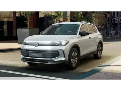 Neu VW Tiguan 150 PS (110 kW) 2026 Oyster silver metallic SUV