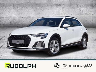 Weiss Gebraucht 2024 Audi A3 Ambiente Limousine | 32.880 € (Guter Preis)