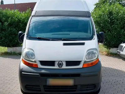 Gebraucht Renault Trafic 101 PS (74 kW) 2006 Weiß Van / Kleinbus