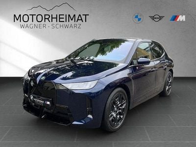 Neu BMW iX Sport Line 300 kW (408 PS) 2025 Blau SUV