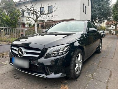 Gebraucht Mercedes C220 194 PS (142 kW) 2020 Schwarz Kombi