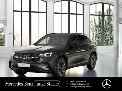Używany Mercedes GLC220 AMG 197 KM (144 kW) 2023 Szary SUV