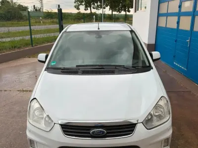 Gebraucht Ford C-MAX 109 PS (80 kW) 2010 Weiß Van / Kleinbus