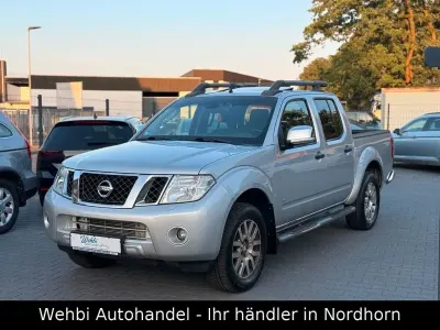 Gebraucht Nissan Navara 231 PS (169 kW) 2015 Silber Pickup