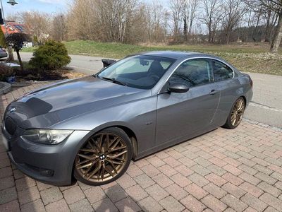 Usata BMW 325 218 CV (160 kW) 2007 Grigio Coupé