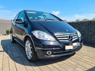 Gebraucht Mercedes A150 Elegance 95 PS (69 kW) 2009 Schwarz Van / Kleinbus