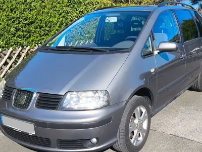 Używany Seat Alhambra 140 KM (102 kW) 2008 Szary Minivan