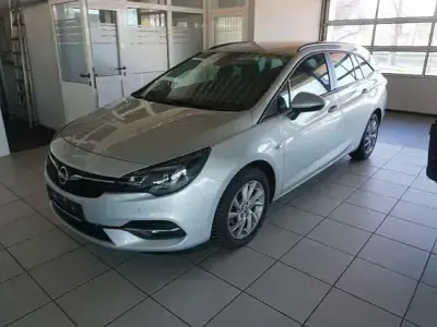 Gebraucht Opel Astra Edition 146 PS (107 kW) 2021 Silber Kombi