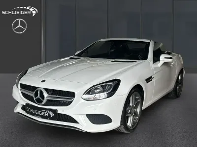 Gebraucht Mercedes SLC200 184 PS (135 kW) 2016 Weiß Cabrio