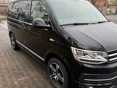 Usata VW T6 Highline 150 CV (110 kW) 2019 Nero Furgone