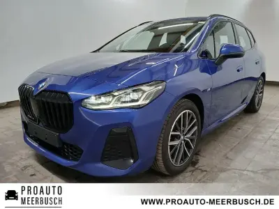 Gebraucht BMW 218 Active Tourer M Sport 136 PS (100 kW) 2024 Portimao blau Van / Kleinbus