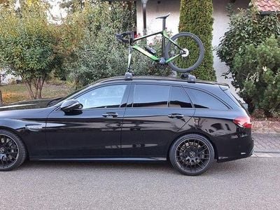 Mercedes C63 AMG