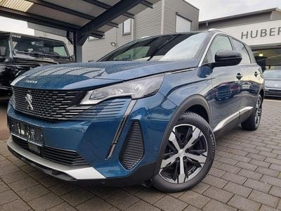 Grau Gebraucht 2023 Peugeot 5008 GT SUV | 24.900 € (Fairer Preis)